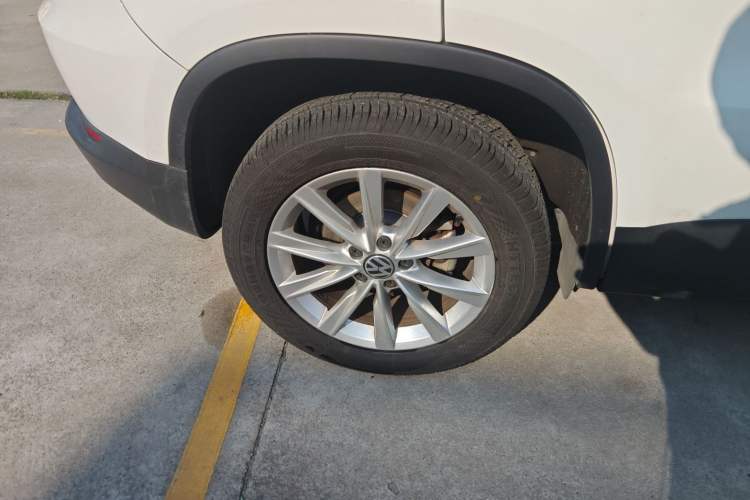 Used Volkswagen Tiguan 2015 1.8TSI Automatic Two-Wheel Drive Comfort Edition
