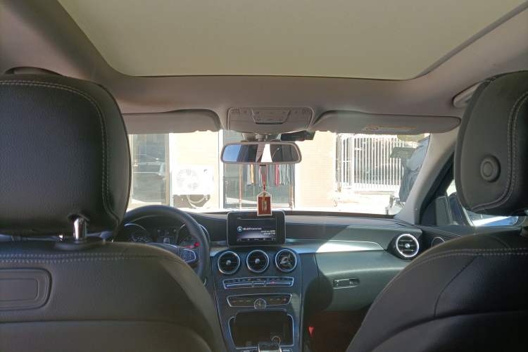 Used Mercedes-Benz C-Class 2017 Facelift C 200 L Sport Edition