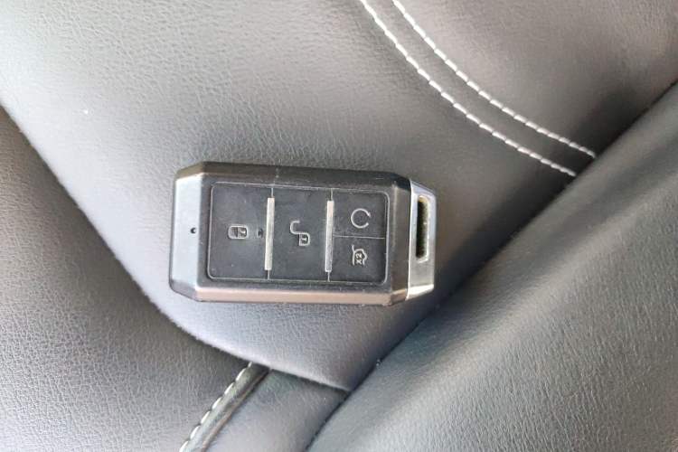 Used BYD S2 2019 Smart Standard Version