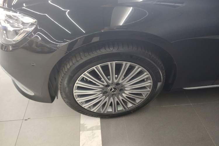 Used Mercedes-Benz E-Class 2021 E 300 L Stylish Model