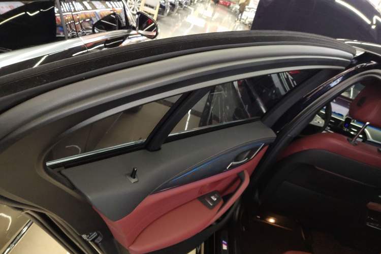 Used BMW 5 Series New Energy 2022 Second Facelift 535Le M Sport Package
