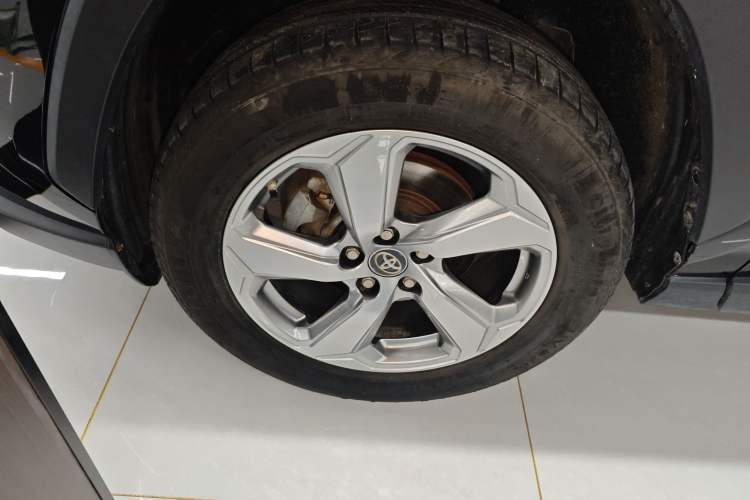 Used Toyota RAV4 2022 2.0L CVT Two-Wheel Drive Fashion Plus Edition
