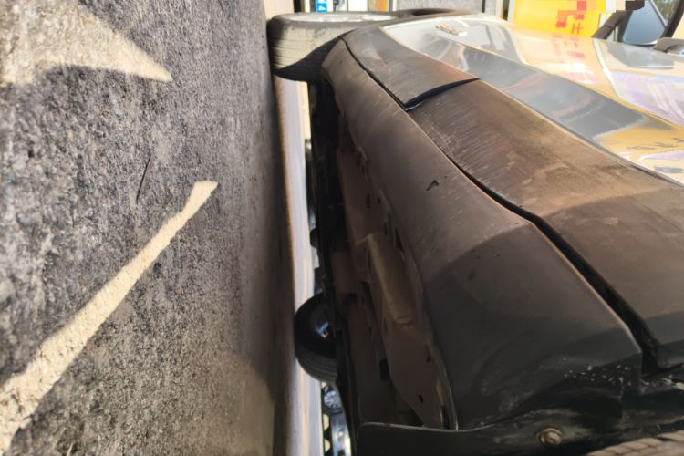 Used  Renegade 2019 220T Automatic Leading Edition
