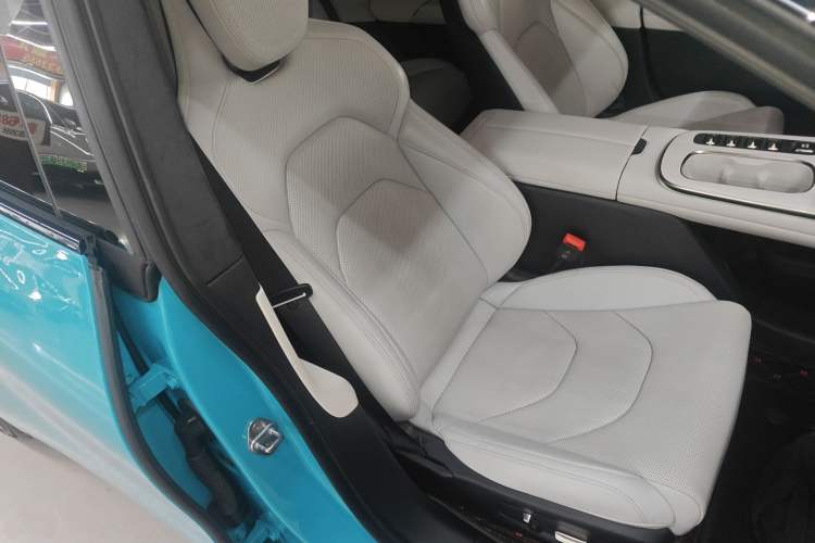 Used  SU7 2024 Four-Wheel Drive Ultra-Long Range Advanced Intelligent Driving Max Edition
