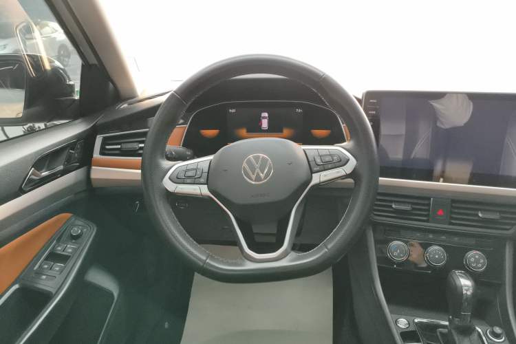 Used Volkswagen Bora 2023 200TSI DSG Enjoyment Edition
