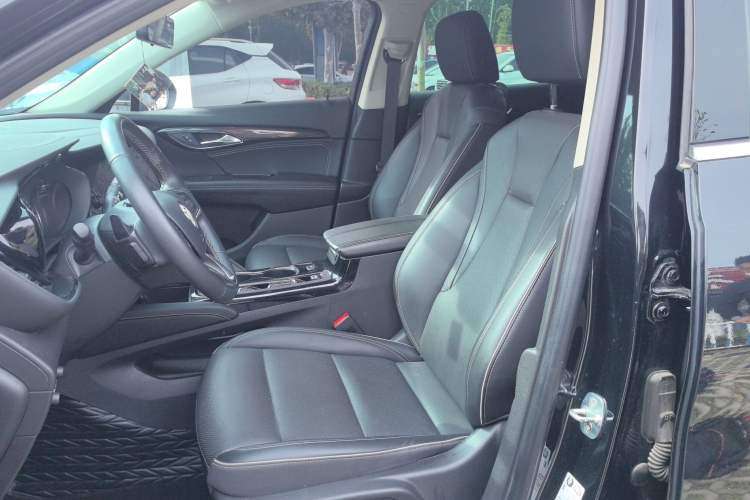 Used Buick Envision 2022 Encore Plus 652T Five-Seat Luxury Model
