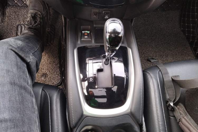 Used Nissan X-Trail 2019 2.0L CVT Smart Connect Comfort Edition 2WD