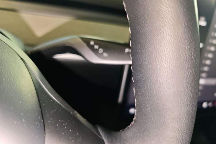 Used Tesla Model Y 2023 Rear-Wheel-Drive Version
