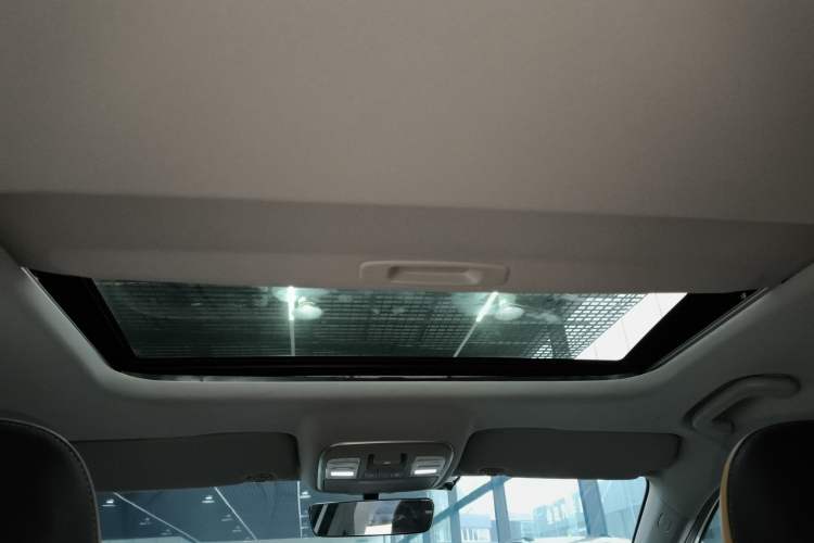 Used Geely Auto Emgrand GL 2020 1.4T CVT Luxury Edition
