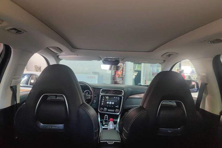 Used Lynk & Co 01 2017 2.0T Two-Wheel-Drive Version
