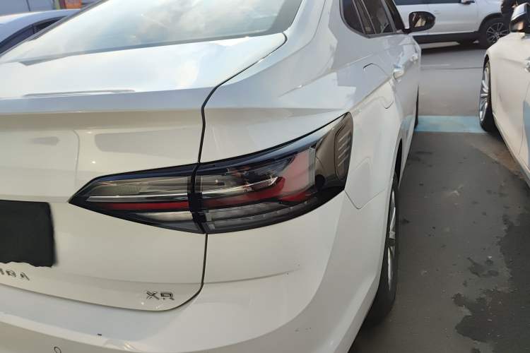 Used Volkswagen Lavida 2023 New Rui 1.5L Automatic New Yi Edition