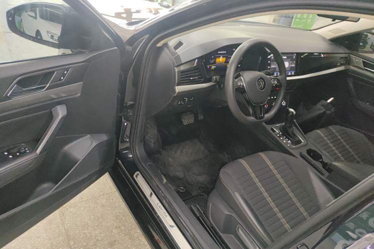 Used Volkswagen Lavida 2022 280TSI DSG Comfort Edition
