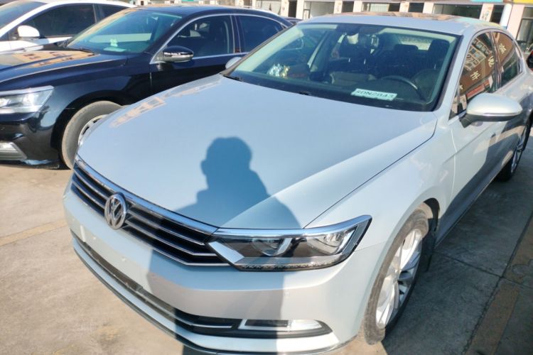 Used Volkswagen Magotan 2018 330TSI DSG Luxury Model