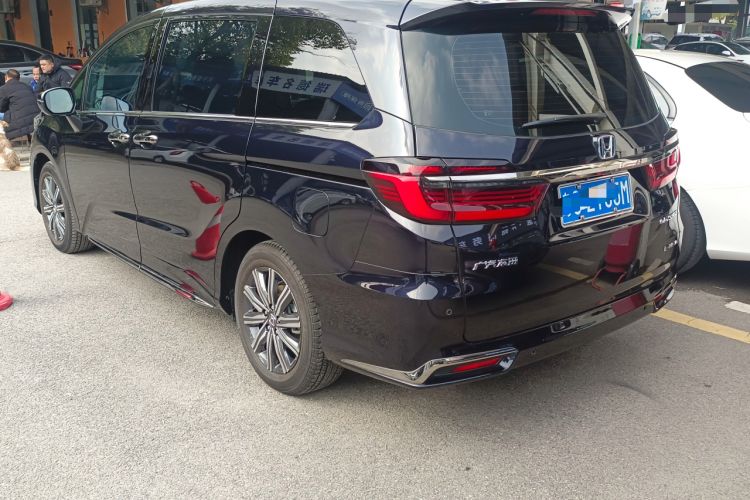 Used Honda Odyssey 2024 2.0L eHEV Sharp & Smart Edition
