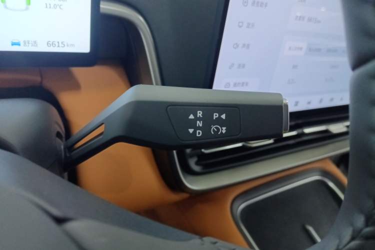 Used  eπ008 2026 Model Six-Seat Range-Extended Family Edition