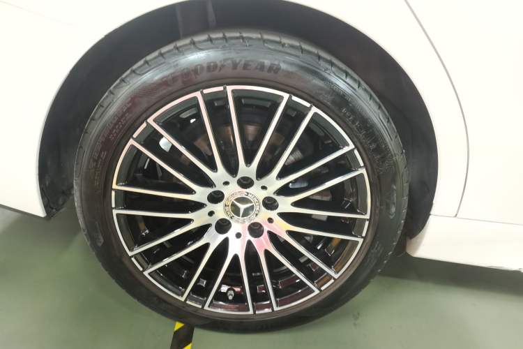 Used Mercedes-Benz C-Class 2022 Restyled C 260 L Sport Edition
