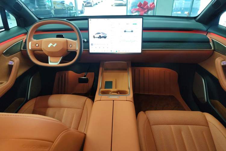 Used ONVO L60 2024 60 kWh Rear-Drive Version
