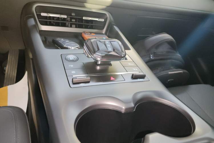 Used BYD Qin PLUS 2025 DM-i Smart Drive 120KM Superior Model
