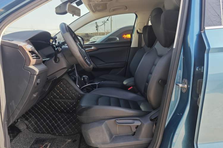 Used Volkswagen Tharu 2019 280TSI Two-Wheel Drive Luxury Version China VI Standard