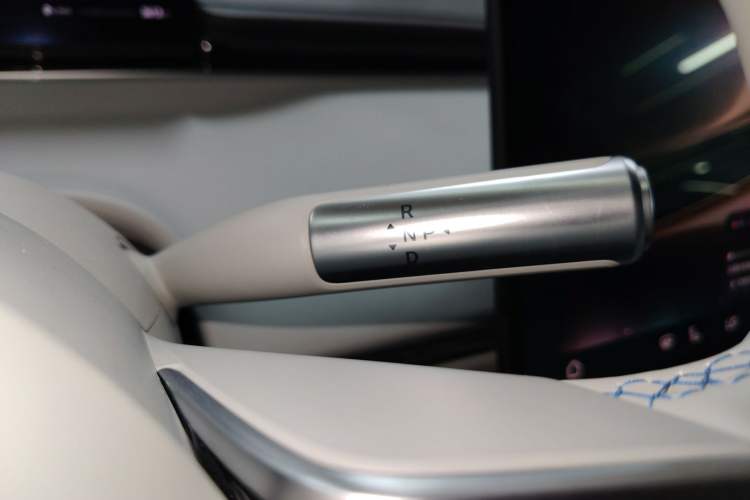 Used Hima Luxeed S7 2025 785 km Ultra