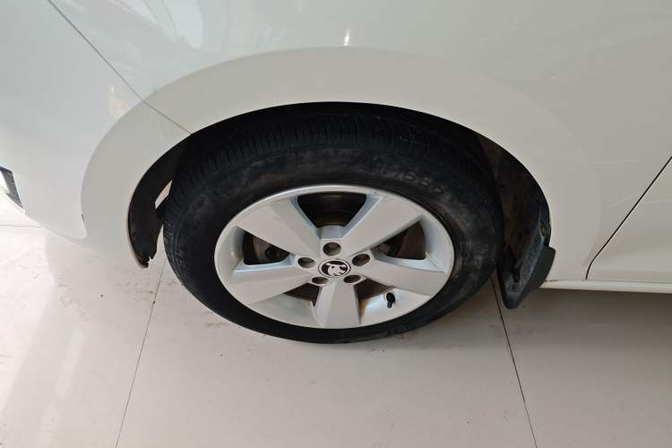 Used Skoda Rapid 2016 1.6L Manual Trend Edition
