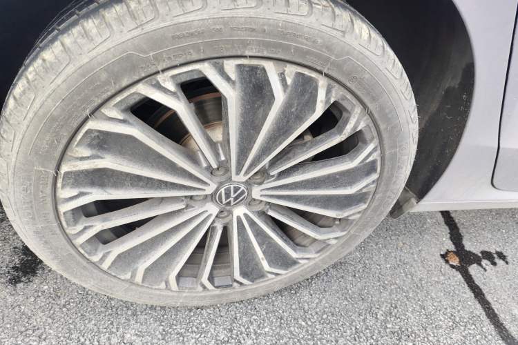 Used Volkswagen Passat 2025 Pro 380TSI Dragon Supreme Edition