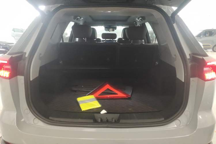 Used Chery Tiggo 8 PRO 2024 Champion Edition 290T Two-Wheel Drive Peak Version 5 Seats