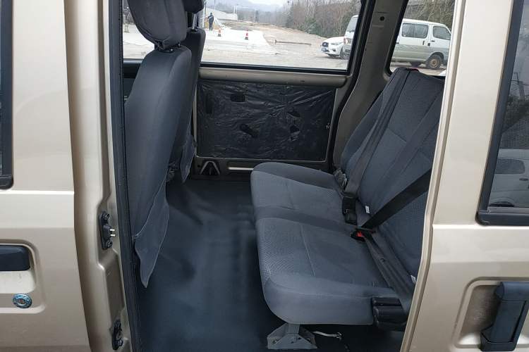 Used Wuling Rongguang 2021 1.5L Extended Standard Version with Air Conditioning – L3C
