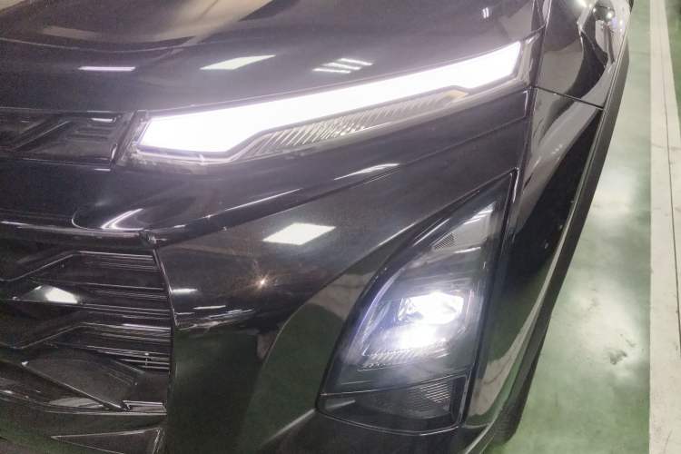 Used Chevrolet Equinox Plus 2024 102km RS Ultimate Edition
