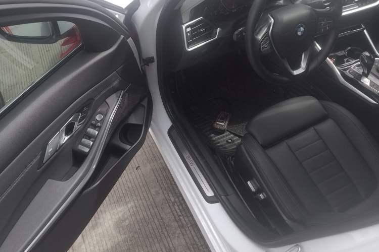 Used BMW 3 Series 2020 325Li First Edition
