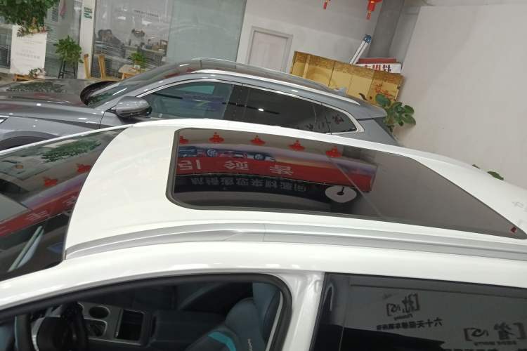 Used AION Y 2023 Younger Star Edition