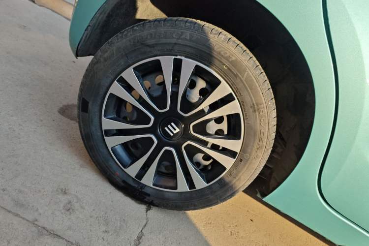 Used JMEV Xiao Qilin 2024 201 km Luxury Version