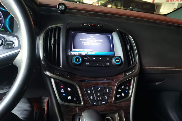 Used Buick LaCrosse 2014 2.0T SIDI Smart Luxury Flagship Edition
