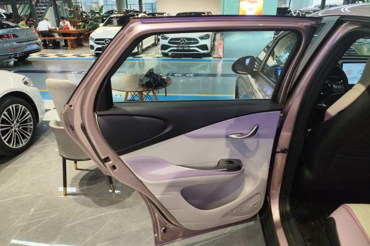 Used BYD Dolphin 2021 405 km Fashion Edition
