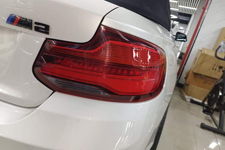 Used BMW 2 Series 2018 220i Convertible Coupe Sports Design Package