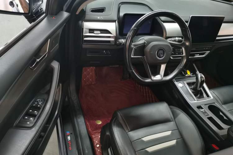 Used BYD Qin Pro 2019 Super Edition 1.5TI Automatic Smart Connect FENGSHANG Model China VI Standard
