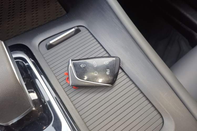 Used Dongfeng Aeolus Huge 2025 Mach Power 1.5T Premium Version