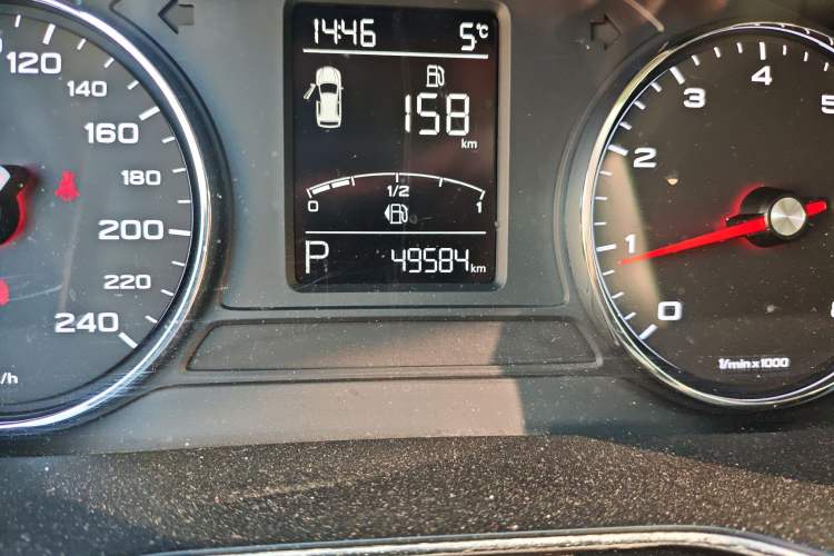 Used Roewe RX5 2020 PLUS 300TGI Automatic Ali National Style Luxury Edition
