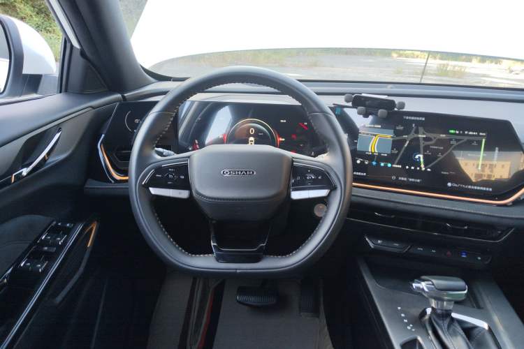 Used Oshan X5 PLUS 2023 1.5T DCT Pioneer Edition
