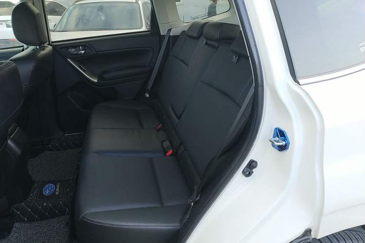 Used Subaru Forester 2013 2.0i Automatic Luxury Edition