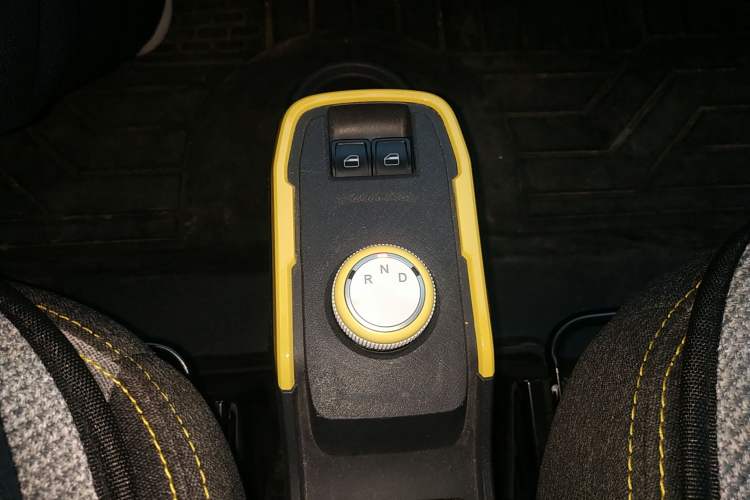 Used Chery QQ Ice Cream 2022 120km Conical Shape Lithium Iron Phosphate