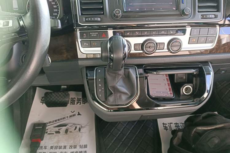 Used Volkswagen Multivan 2018 2.0 TSI Four-Wheel Drive Comfort Edition 7-Seater
