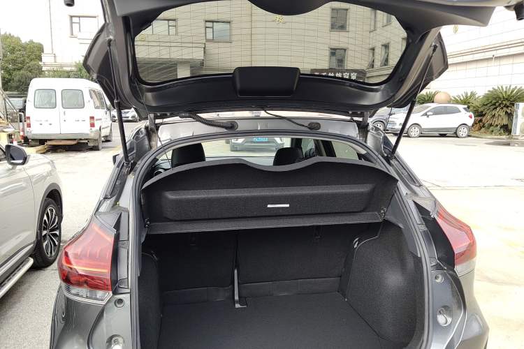 Used Nissan Kicks 2022 1.5L CVT XV Luxury Edition
