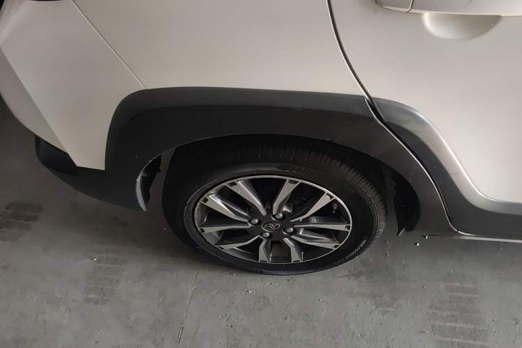 Used Toyota YARiS L 2020 X-Trail X 1.5L CVT Luxury Edition