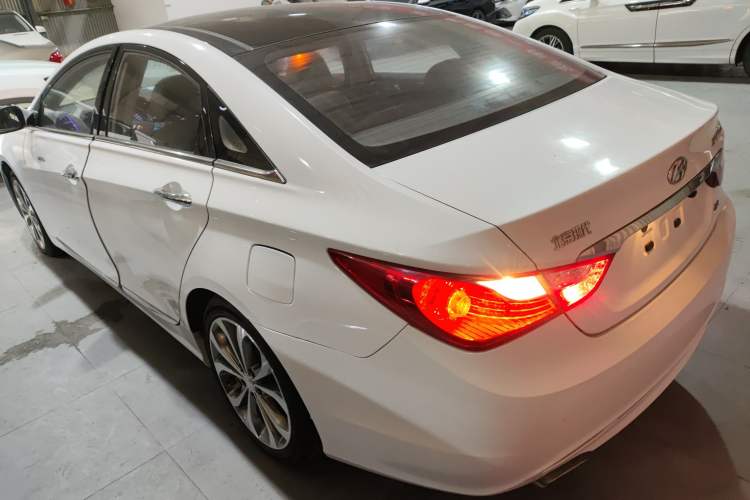 Used Hyundai Sonata 2014 2.4L Automatic Luxury Version China V Standard
