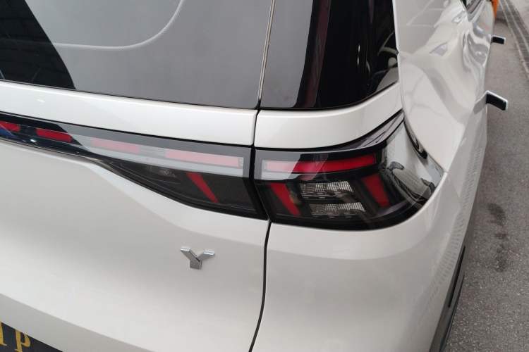 Used AION Y 2022 70 Intelligent Edition Lithium Iron Phosphate
