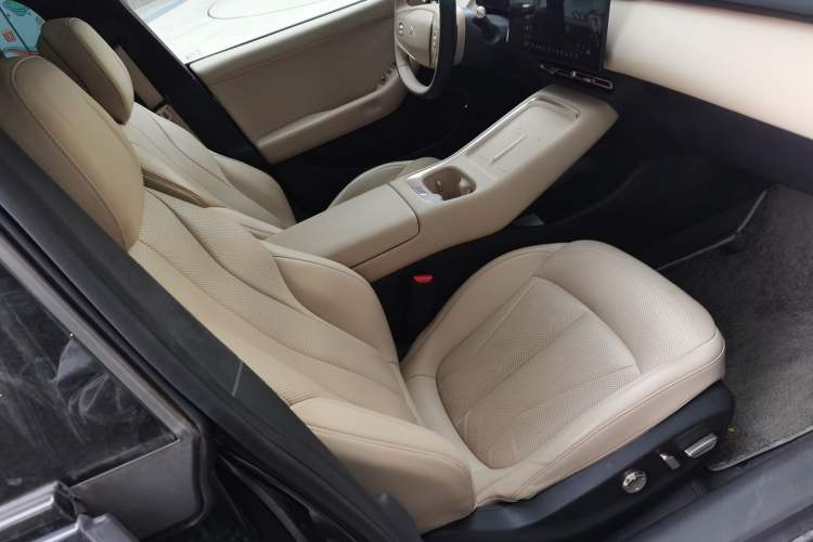 Used XPeng P7+ 2024 Long-Range Max
