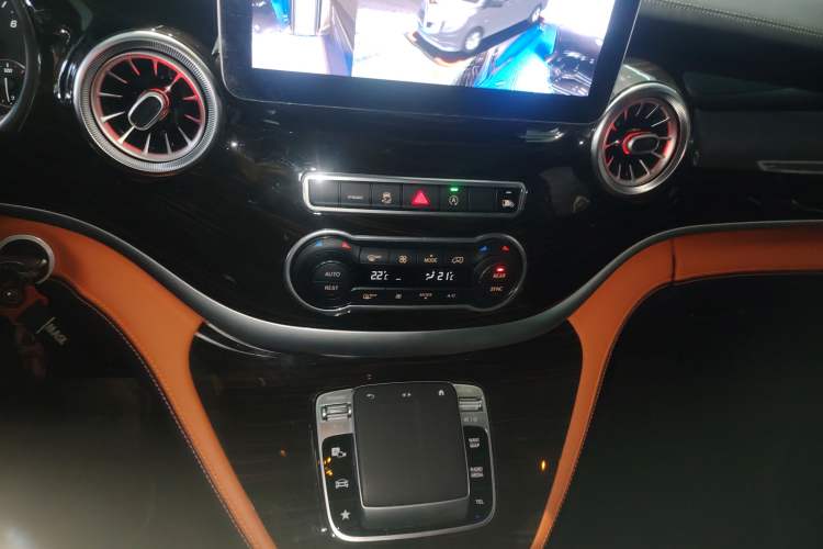 Used Mercedes-Benz Vito 2020 2.0T Elite Version 7 Seats