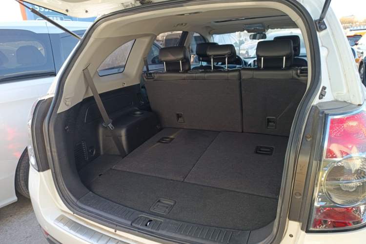 Used Chevrolet Captiva 2014 2.4L 4x4 Flagship Edition 7 Seats