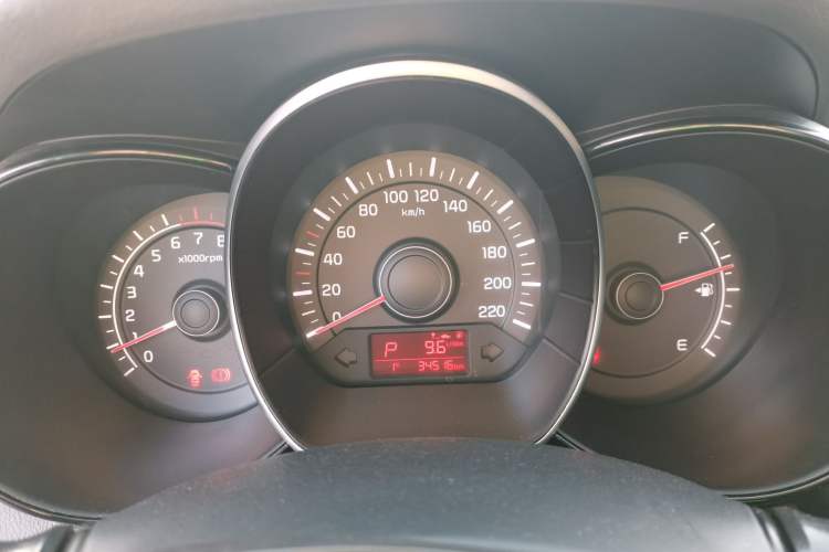 Used Kia K2 2015 Sedan 1.4L Automatic GLS